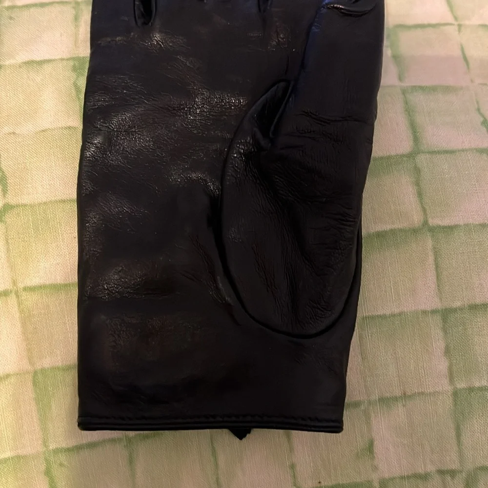 Gucci Leather Glove - Only Right Hand
